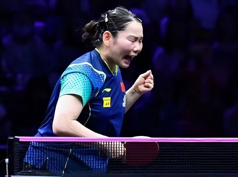 亚龙部立势力，轻松击败对手