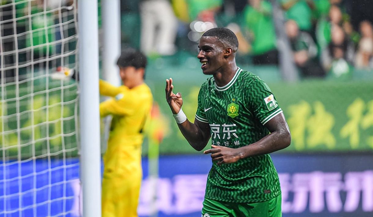 国安新秀崭露头角，为球队赢得关键胜利的简单介绍