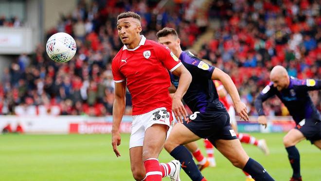 切尔滕汉姆主场大胜，凭借默契配合锁定胜局的简单介绍