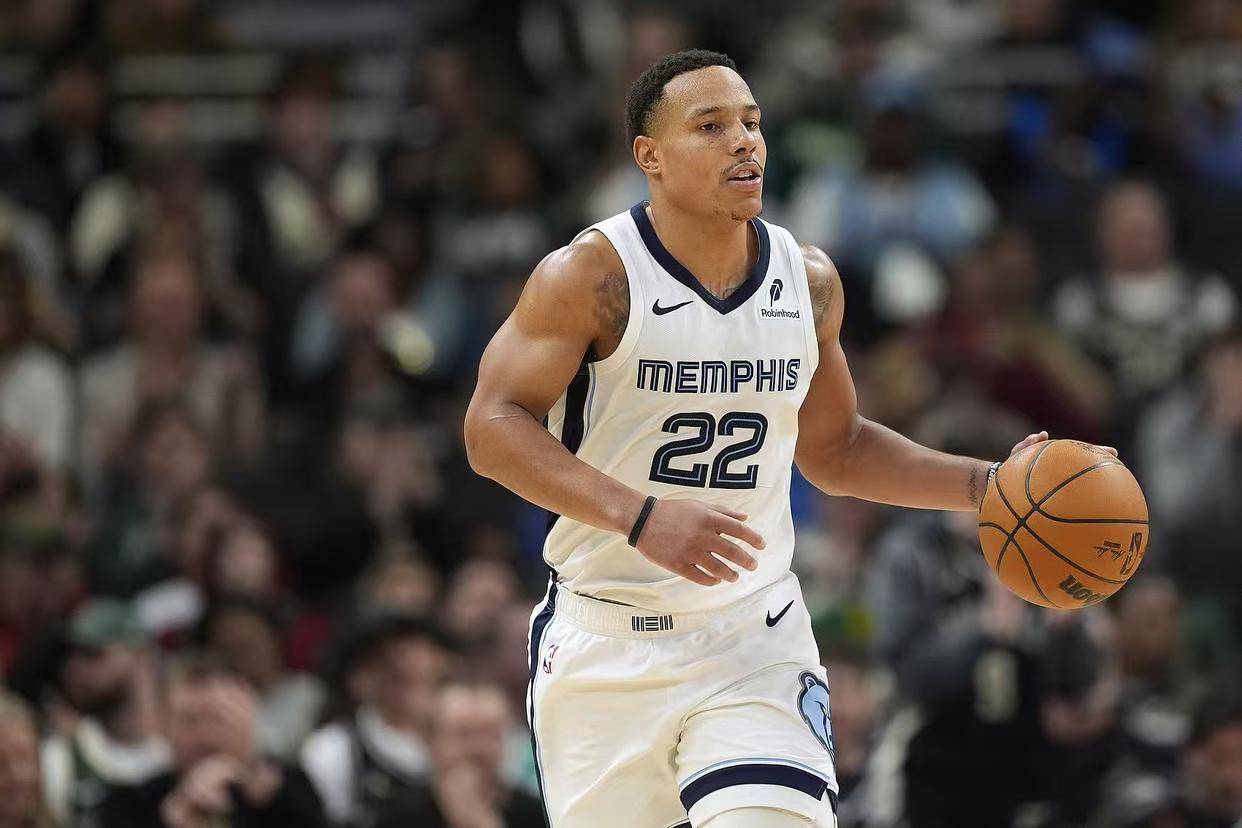 关于快船集体出征却失利，打破连胜纪录的信息