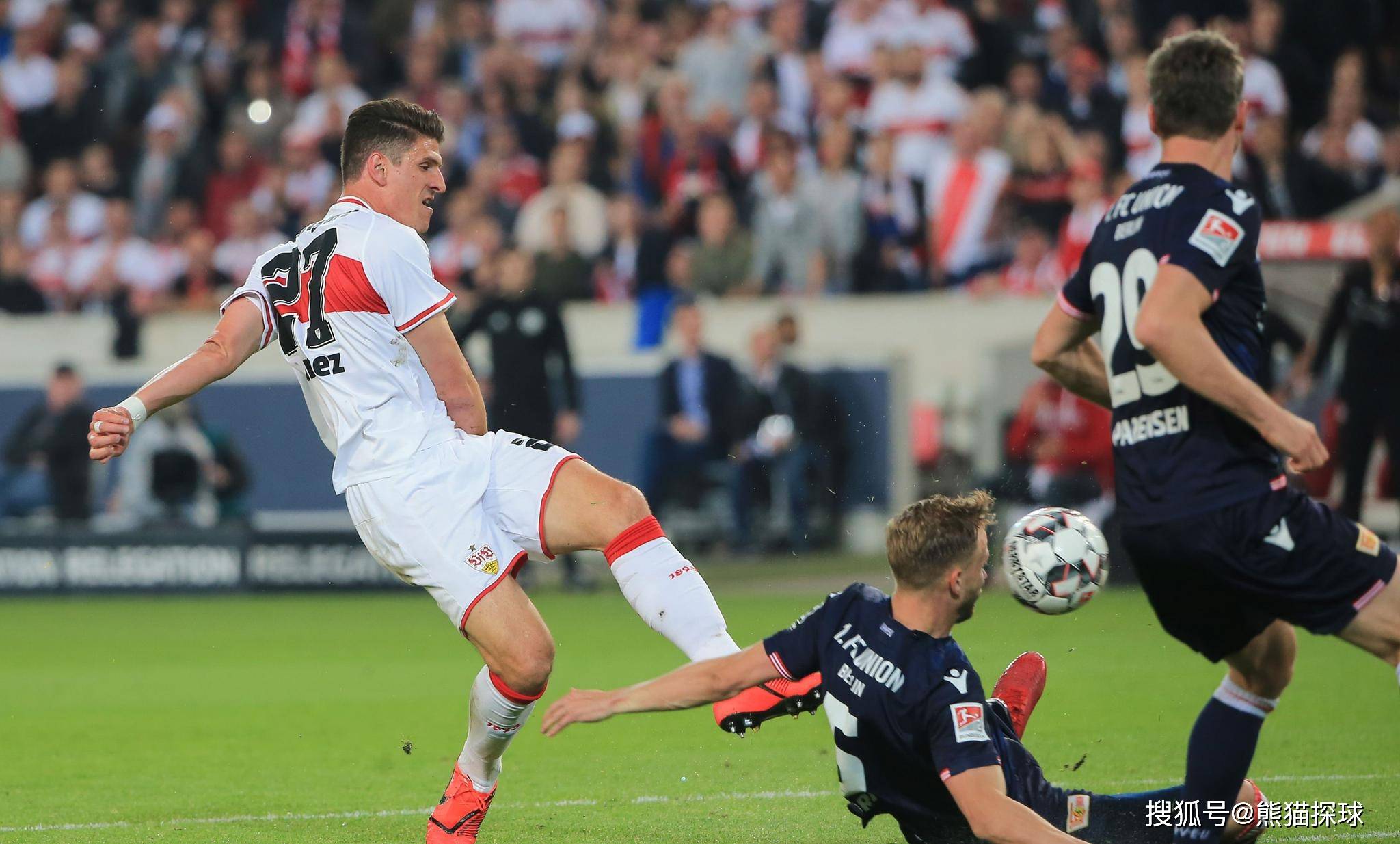 世俱杯奖金-沙尔克客场告捷，取得对手连败