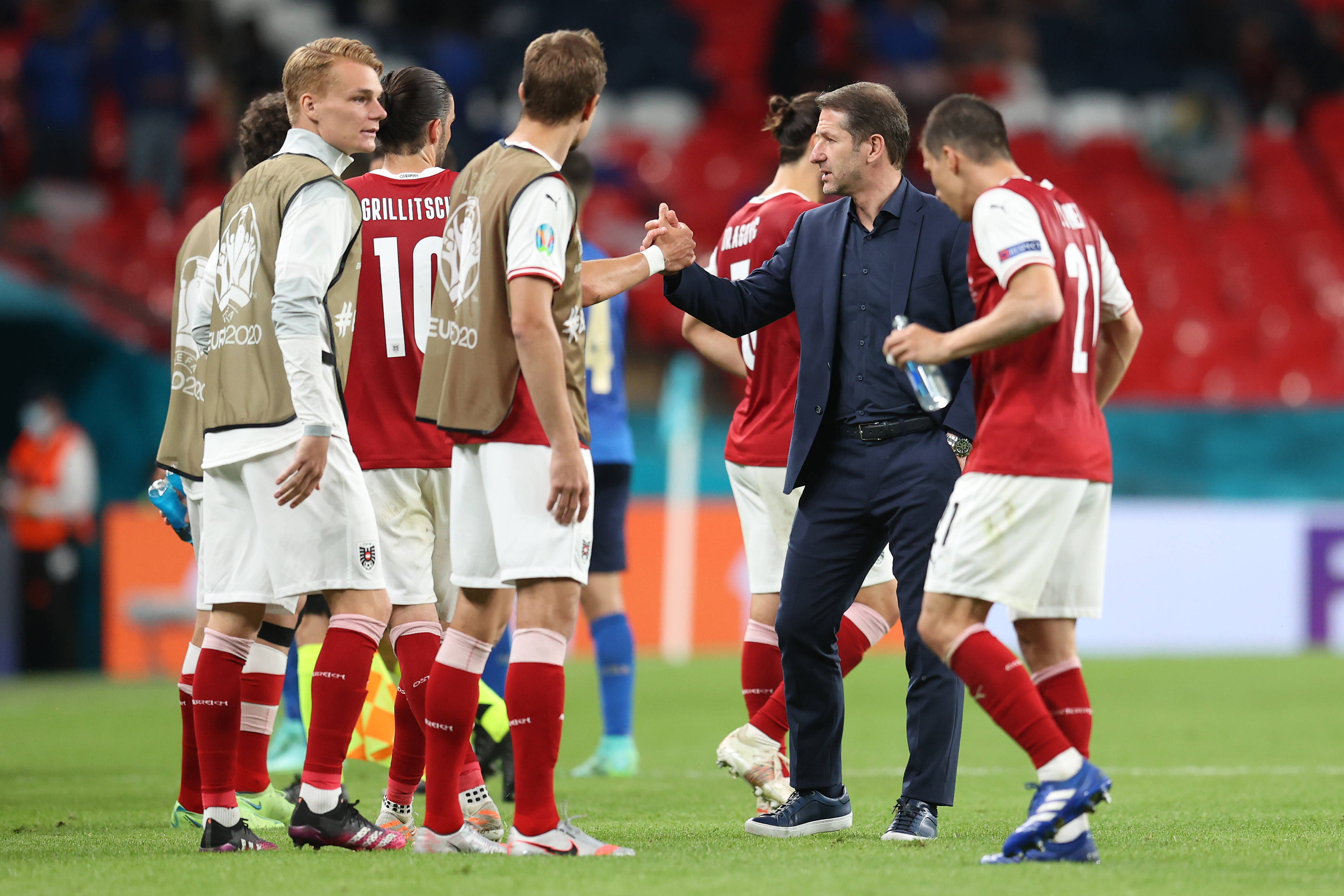 世俱杯分组-欧国联比赛的冷门和惊喜，各队竞争激烈