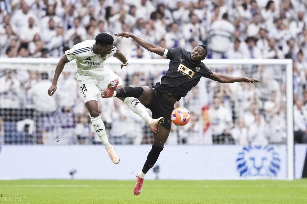 瓦伦西亚主场轻松取胜，球队士气高涨