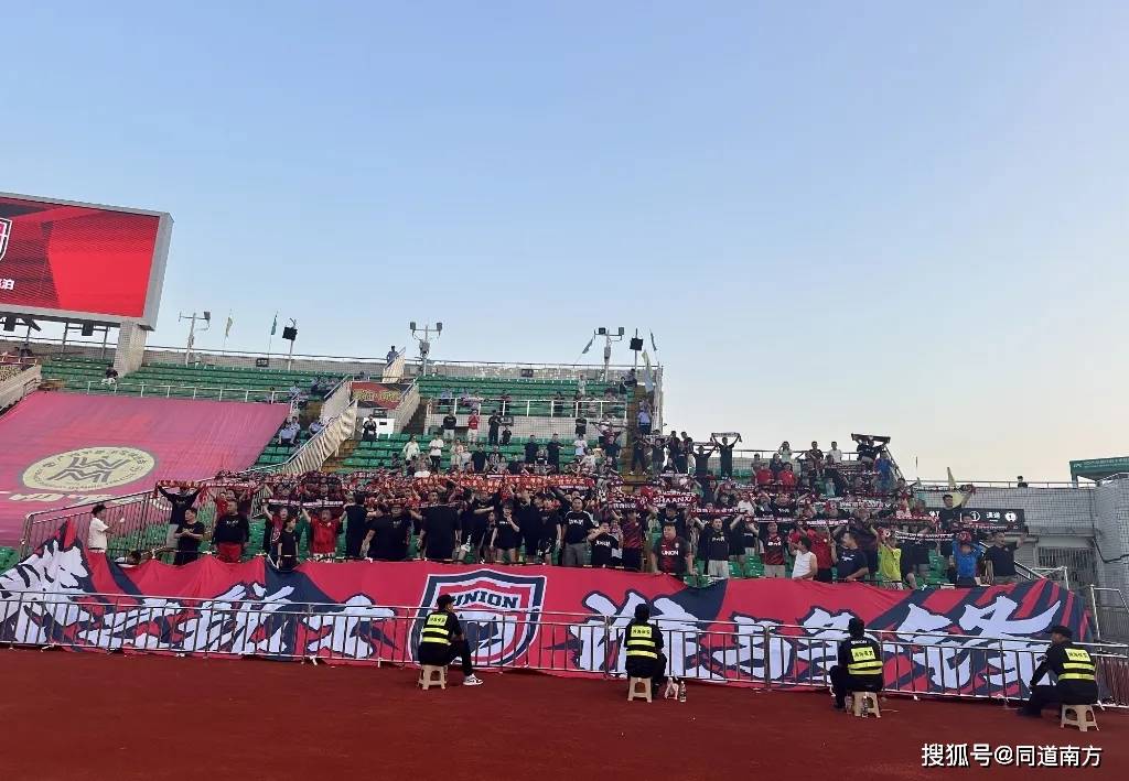 世俱杯时间-苏宁主场告捷，强势领跑积分榜