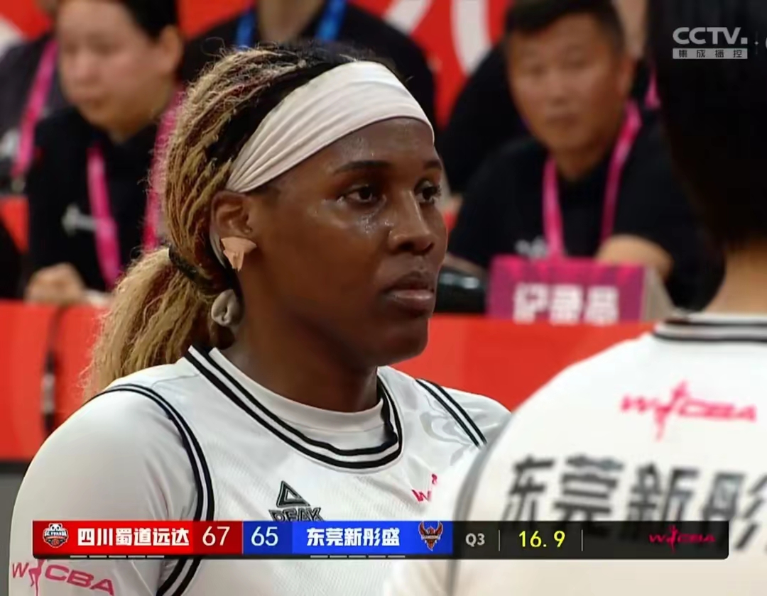 格拉茨客场逼平对手，拿到宝贵一分