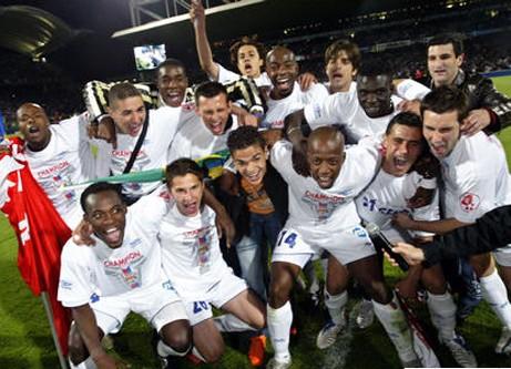 世俱杯官网-里昂在对南部豪尔维合适的新秀的比赛中胜出