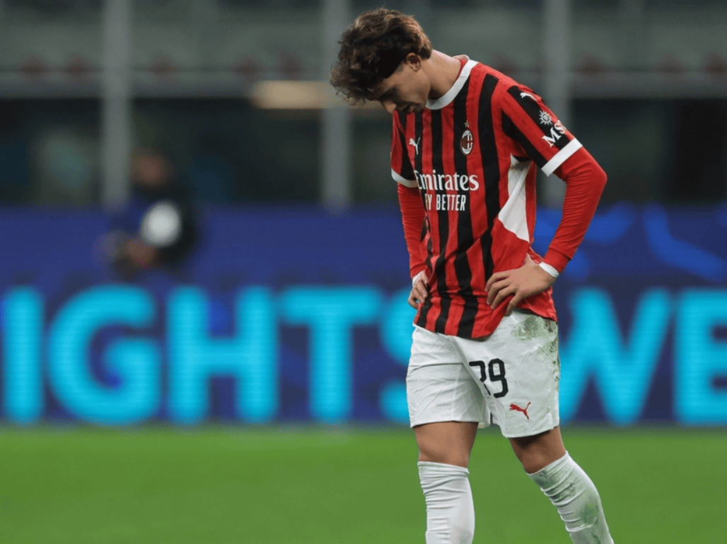 世俱杯改制-AC米兰备战下一轮比赛，全队士气高涨