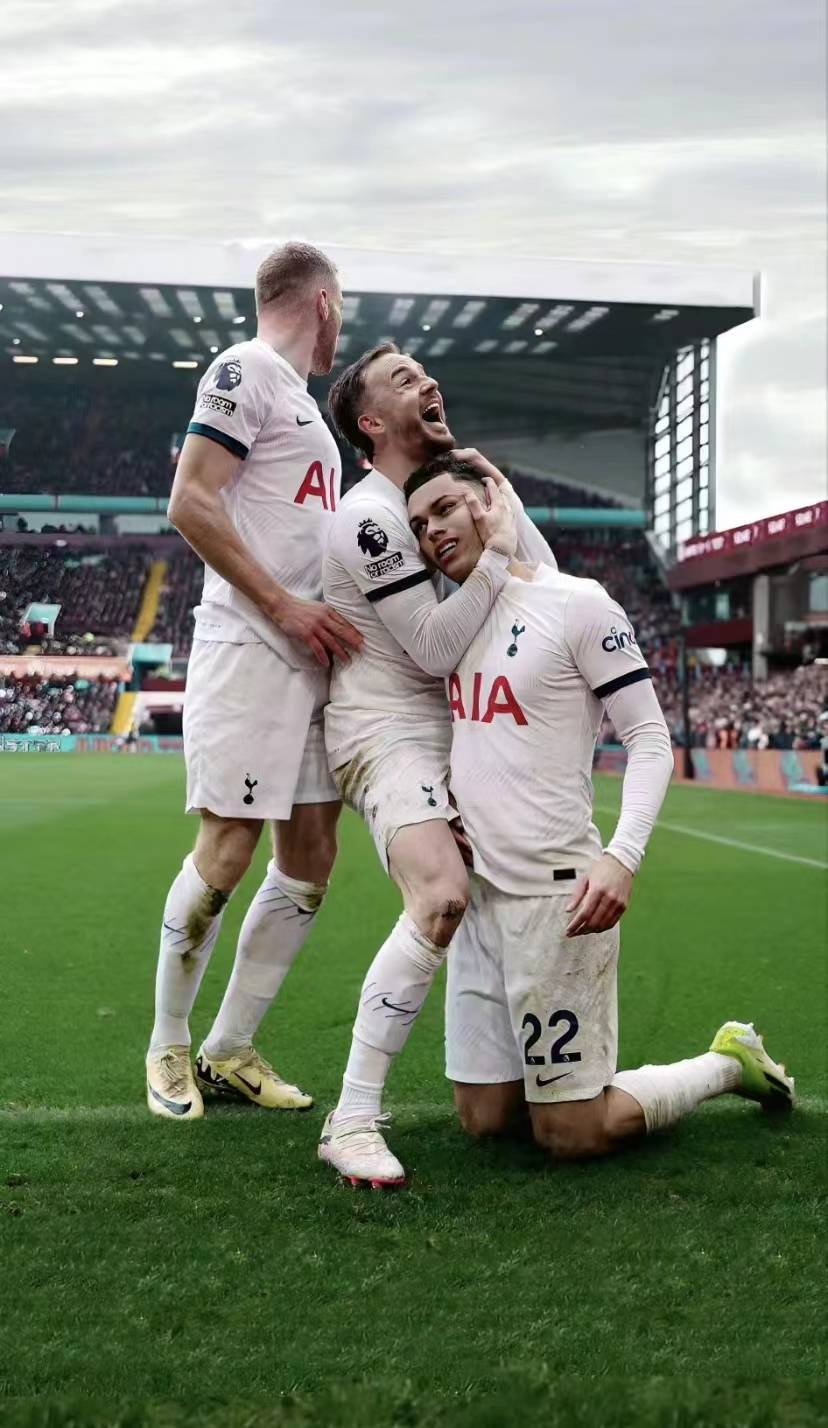 关于热刺碾压对手！英超强队之争愈演愈烈的信息