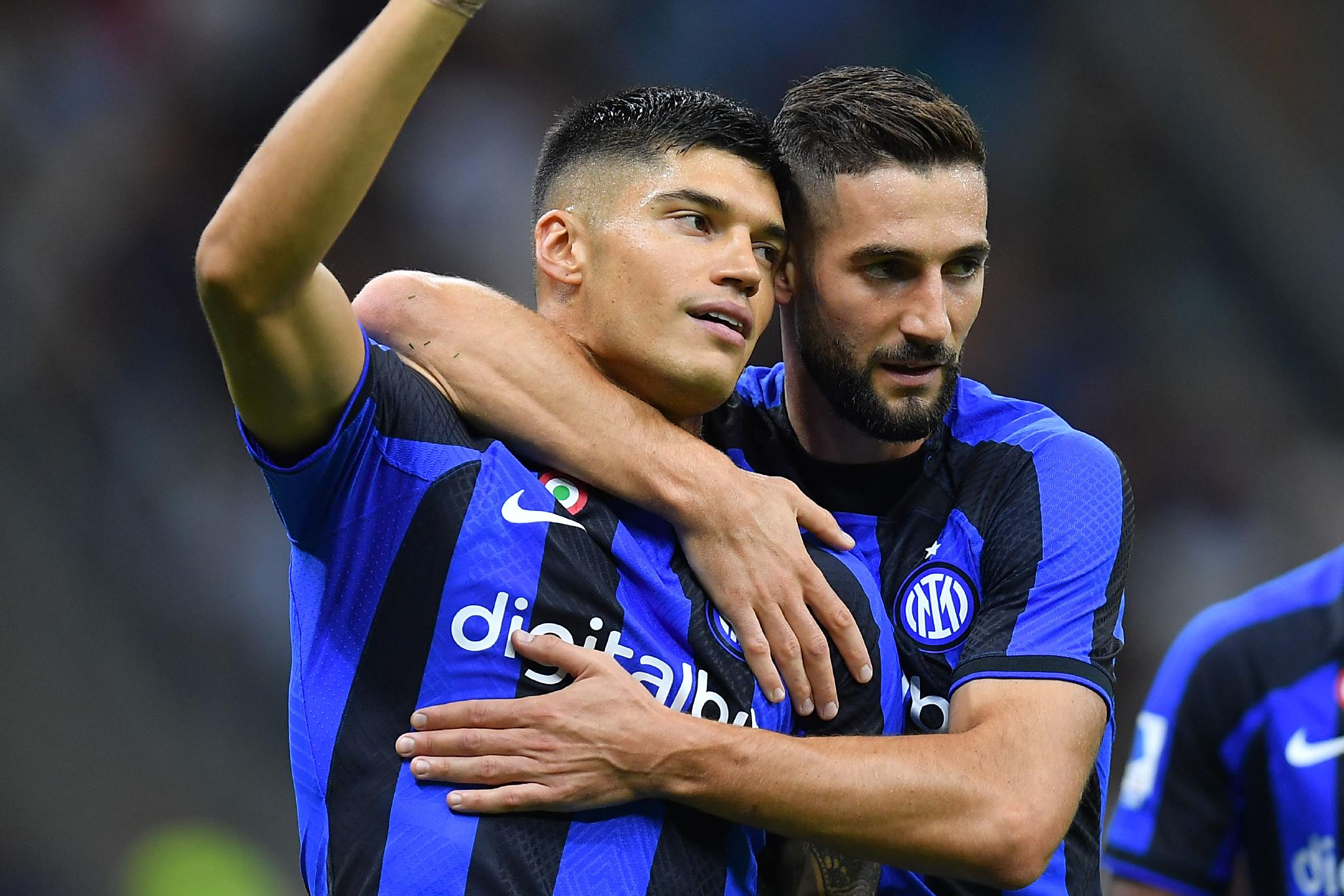 布莱恩顿客场迎战水晶宫，实力较量将上演！