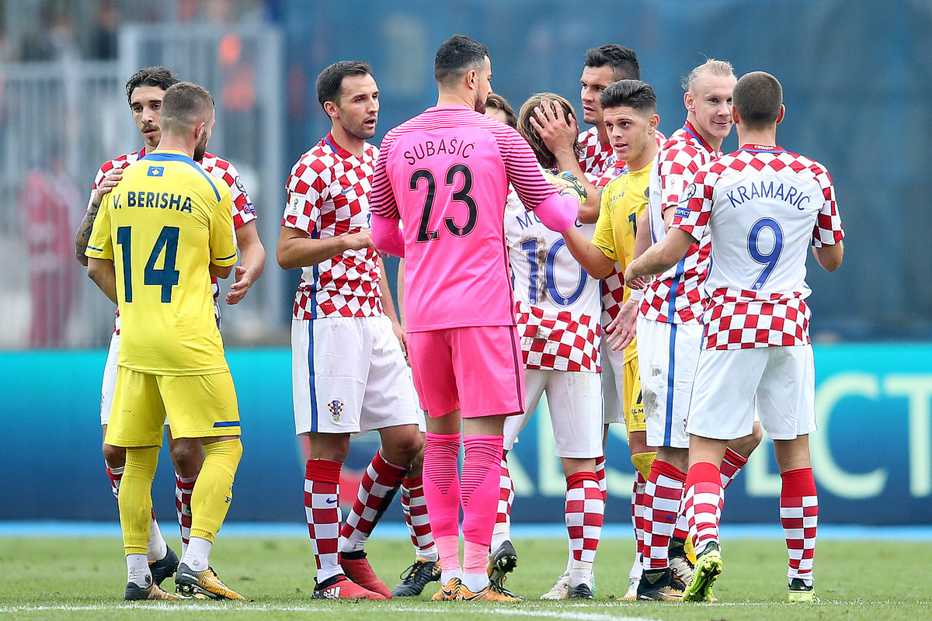 世俱杯冠军-英格兰搏击拉脱维亚！欧预赛轻松驰骋