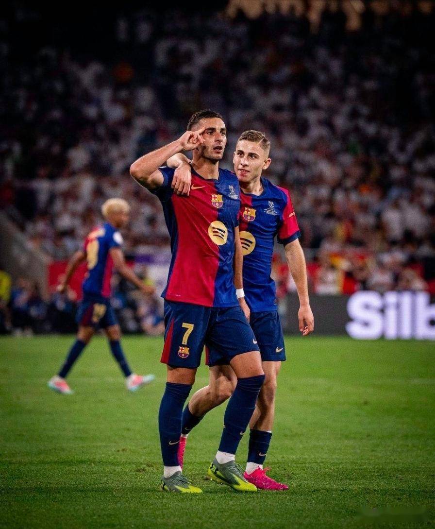 皇马关键时刻绝杀，险胜对手守住领先