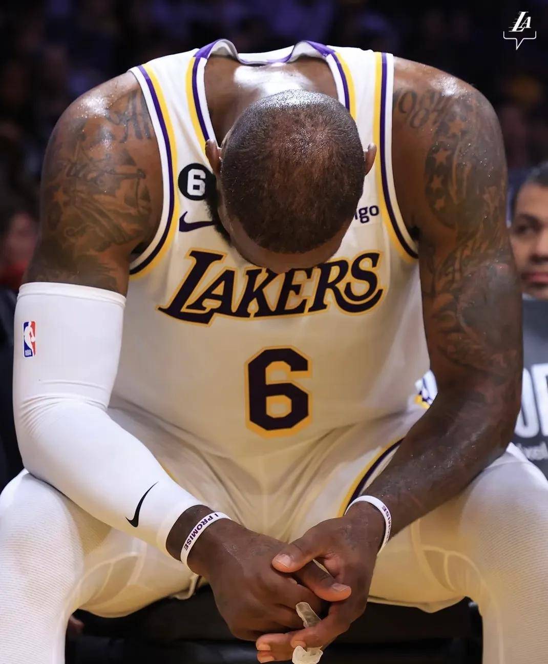 湖人队遭遇失利，詹姆斯发表感言