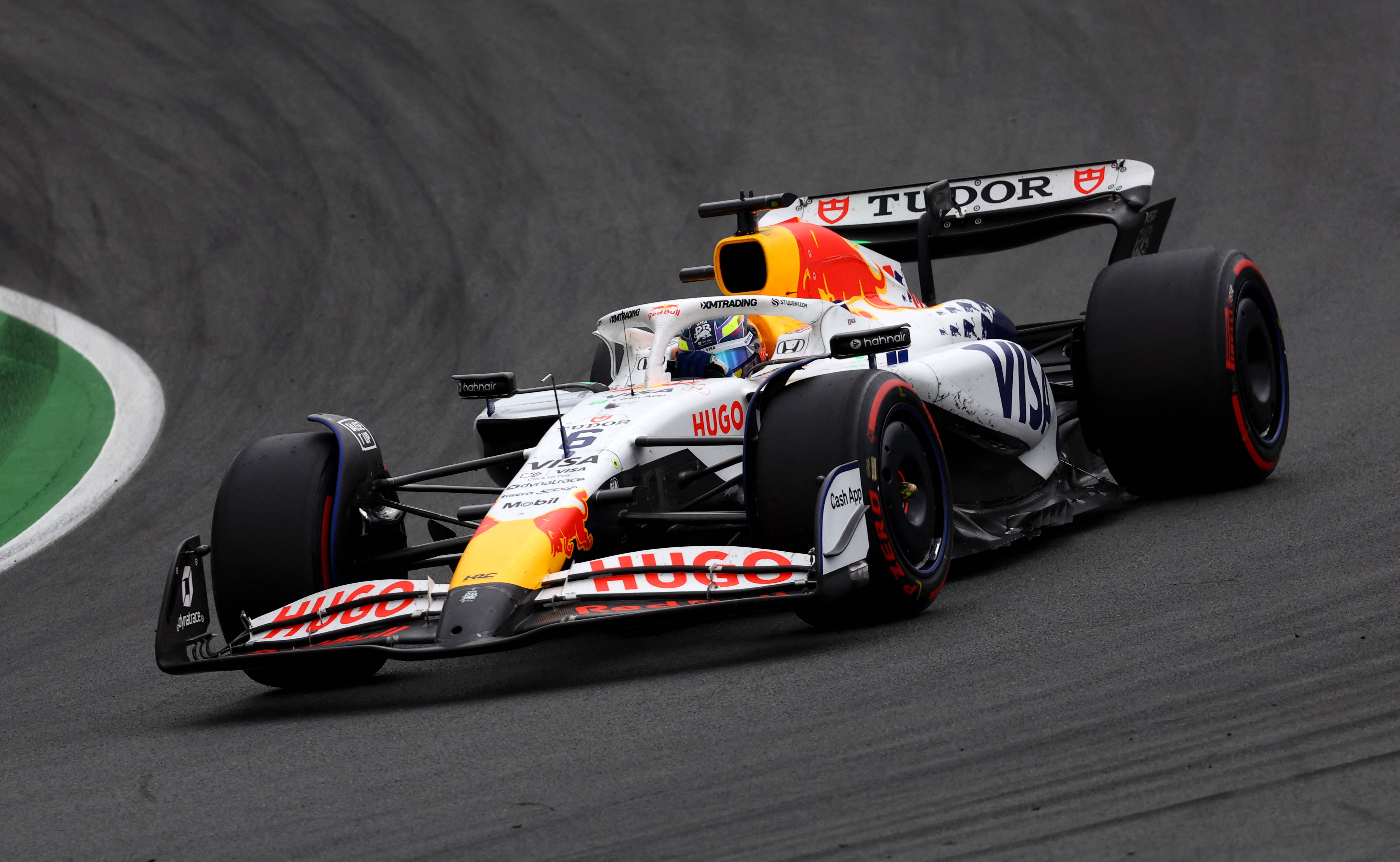 世俱杯冠军-迈凯伦完胜红牛二队，勒克莱尔统治全场的简单介绍