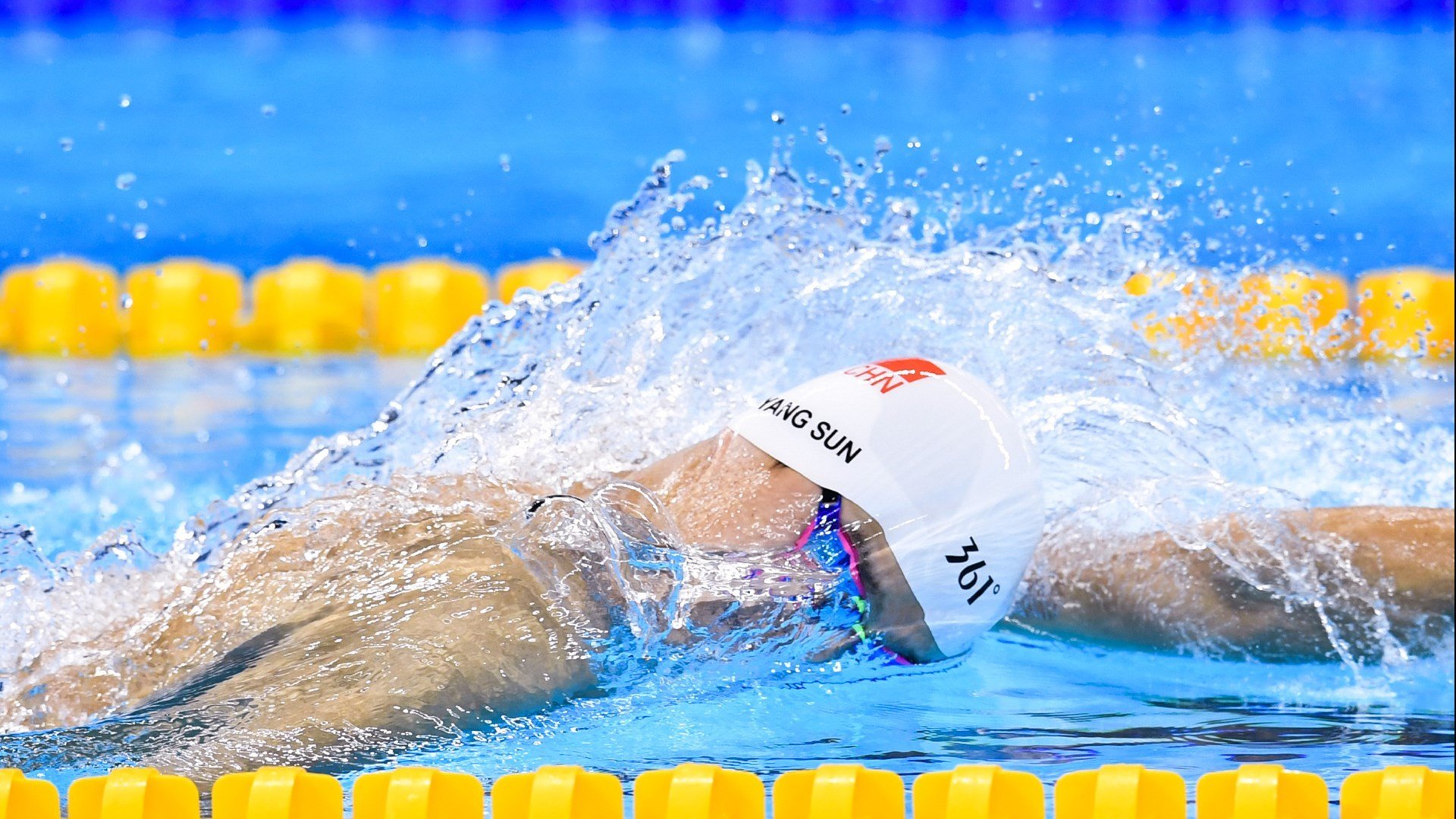 世俱杯时间-奥运周期审判官,利拉德在美国时间的孤注一掷