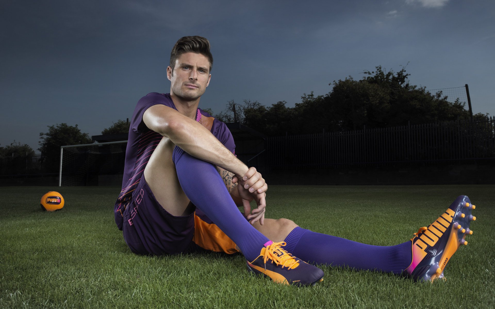 南美野性与德国精密的对决，卡塞米罗一夫当关，冻结莱比锡红牛