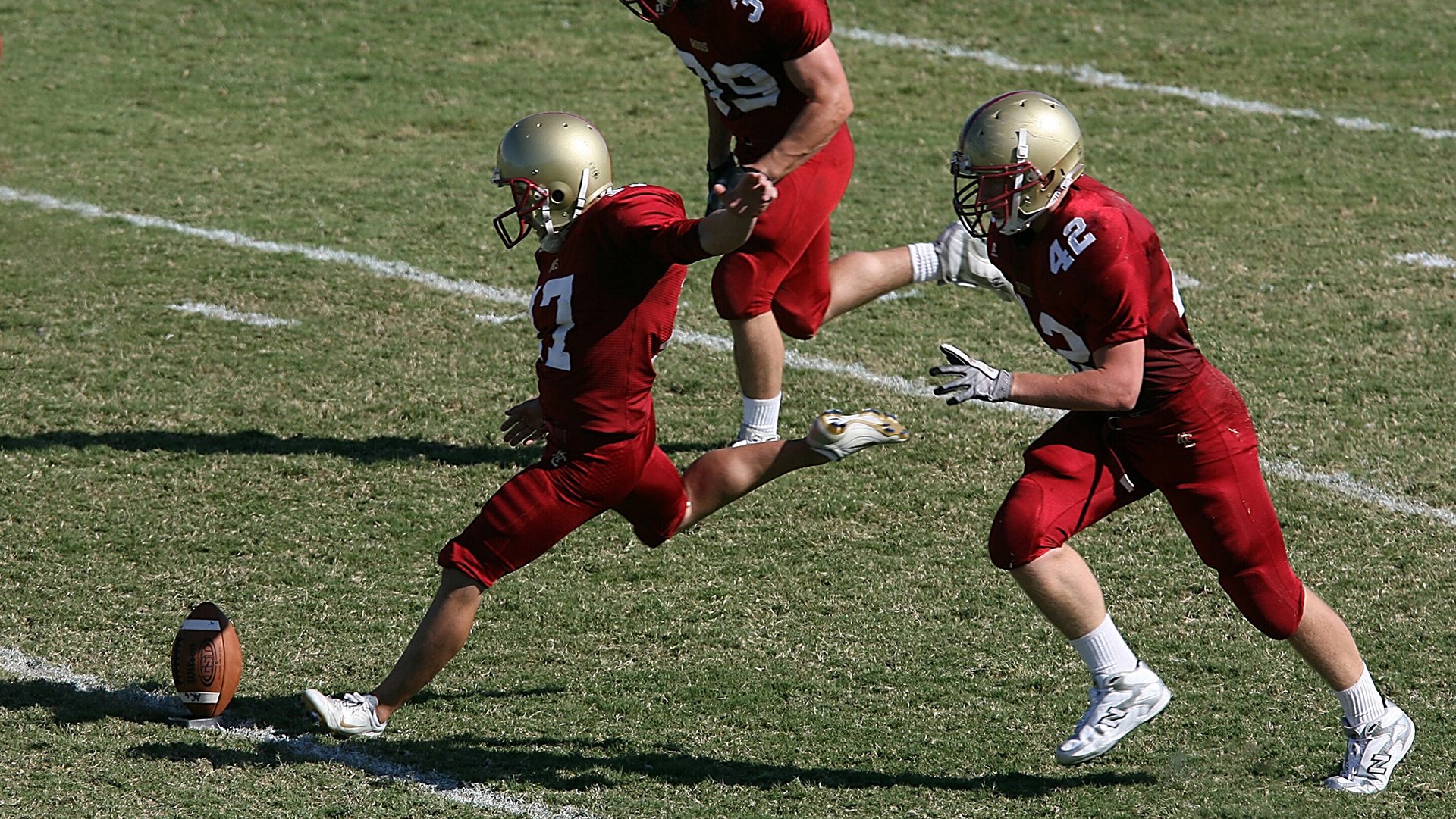 世俱杯改制-斯坦福桥的跨界奇迹，当切尔西翻盘瑞士联队，穆勒演绎绿茵交响曲